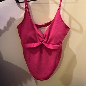 Old navy 🩷 maternity tankini top